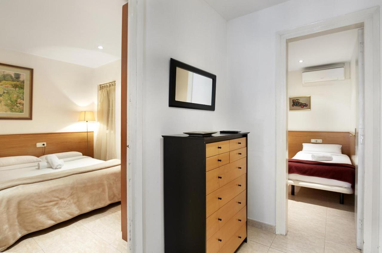 Apartamentos Calvet Barcelona Luaran gambar