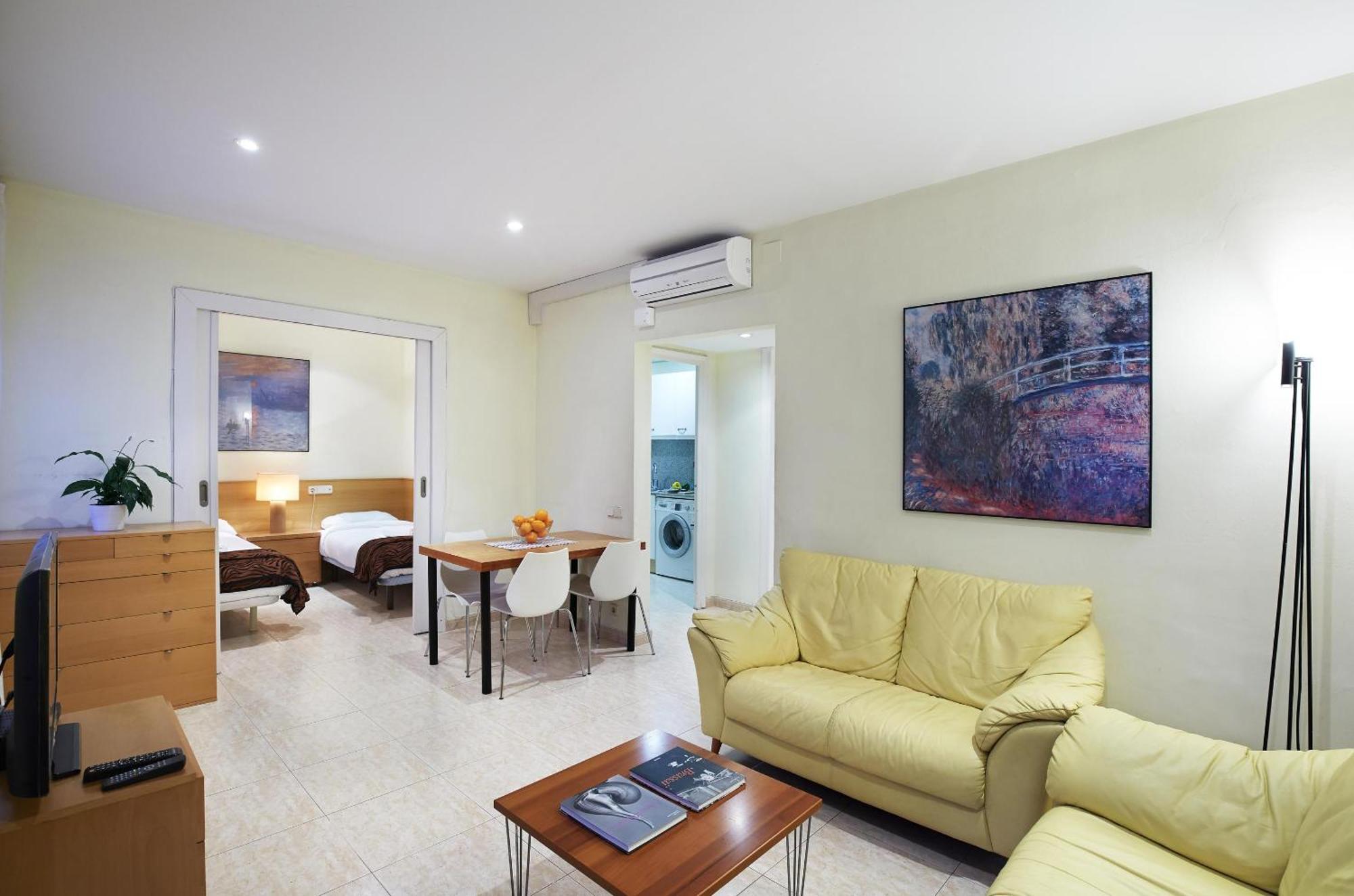Apartamentos Calvet Barcelona Luaran gambar