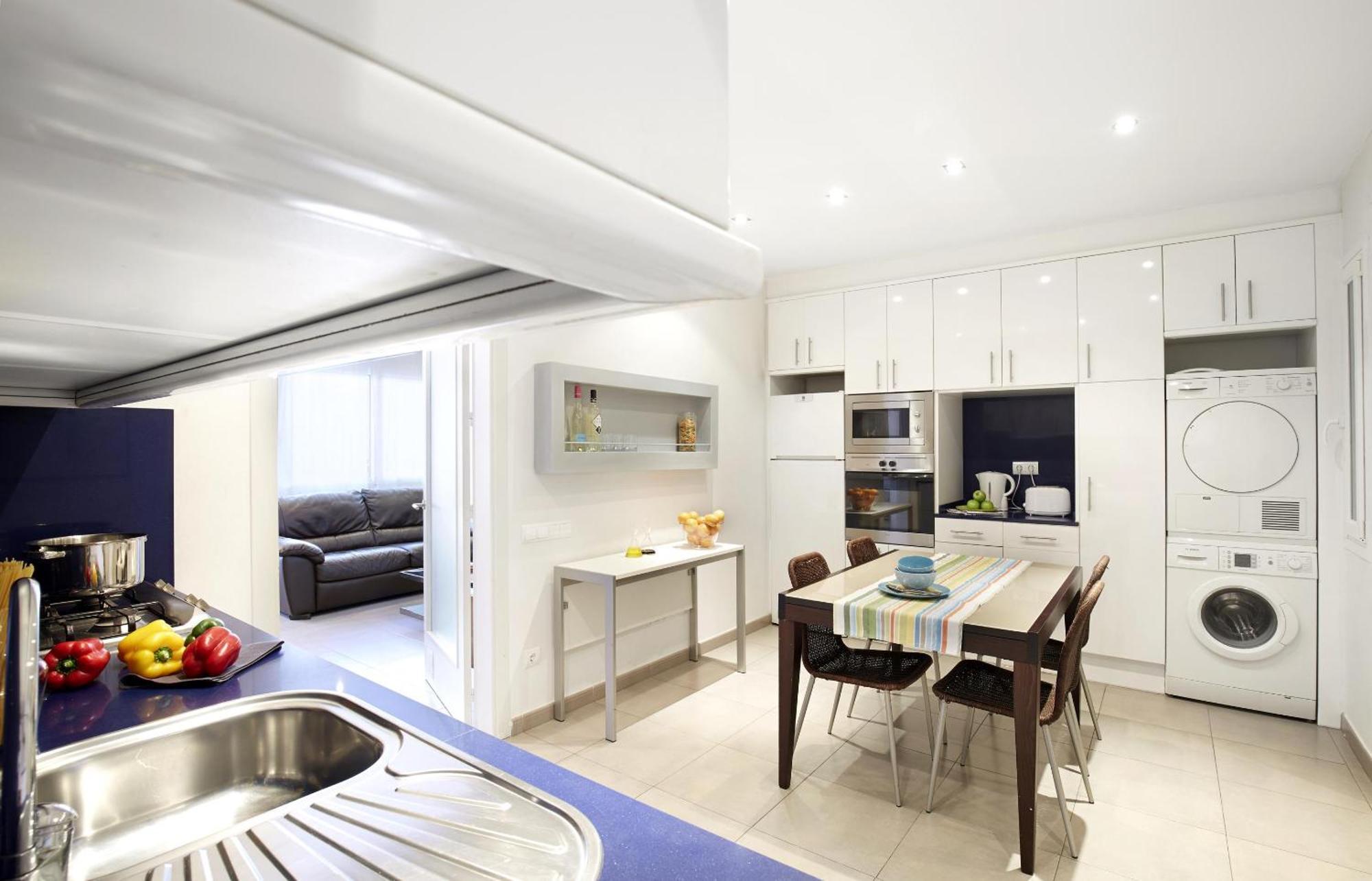 Apartamentos Calvet Barcelona Luaran gambar